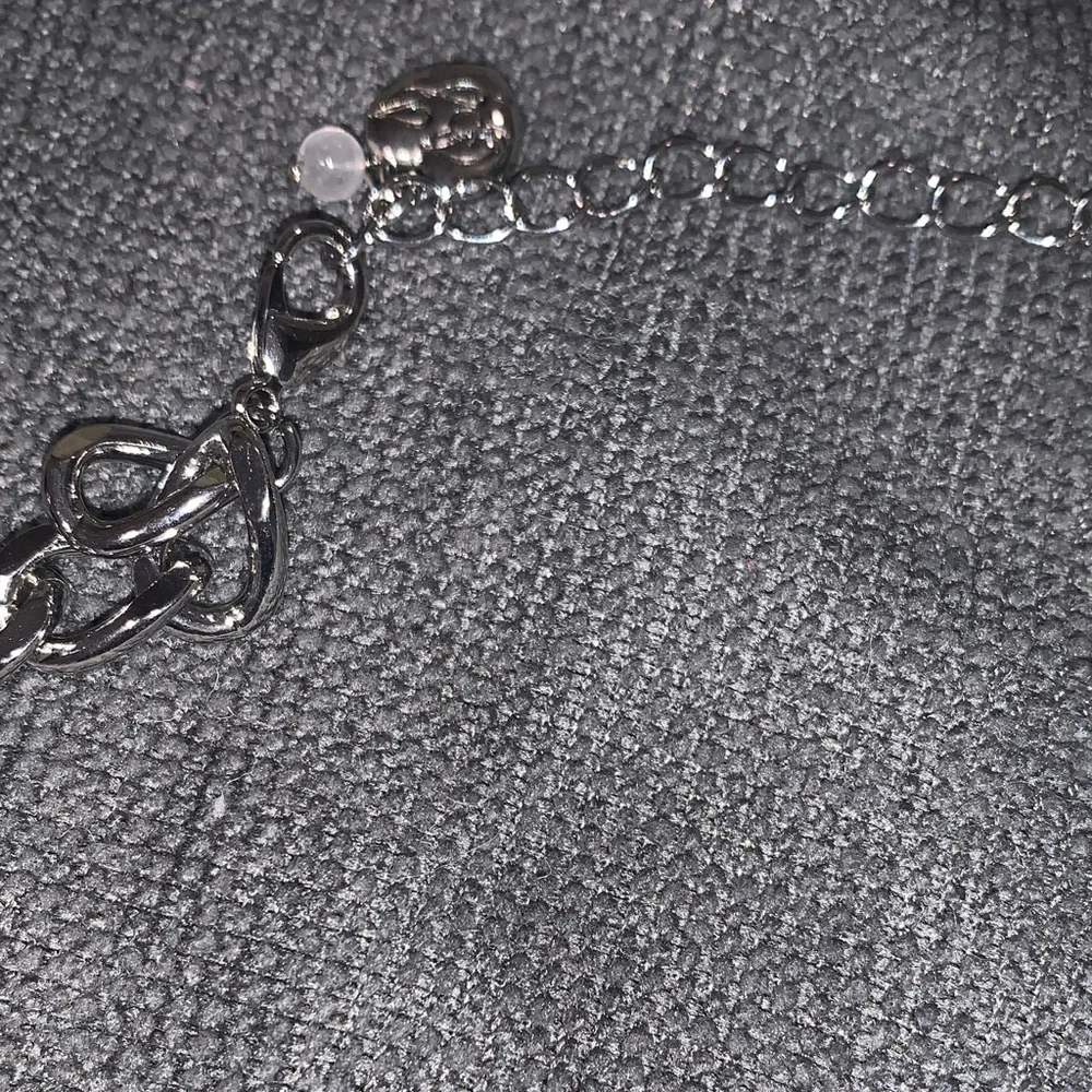 🆕- GORGEOUS Betsey Johnson Pearl Necklace with Stunning multicolored charms - Picture 10 of 12